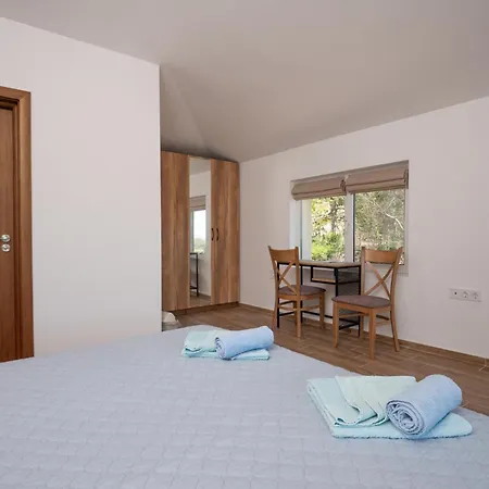 Azurea Villa